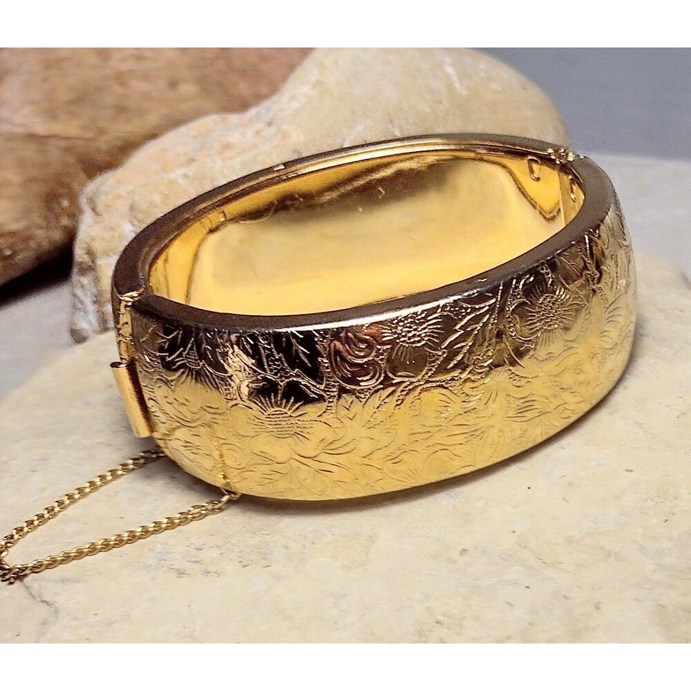 14k Gold Plated Embossed Hinged Bangle Bracelet Hallmarked 61g - Picture 3 of 10